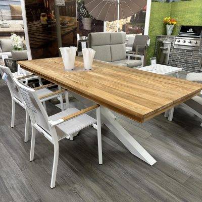 set-pranzo-tavolo-teak-sedie-venezia