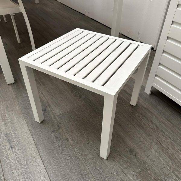 tavolino-new-gallipoli-bianco-tavolo-da-esterno-arredo-giardino-quaiato