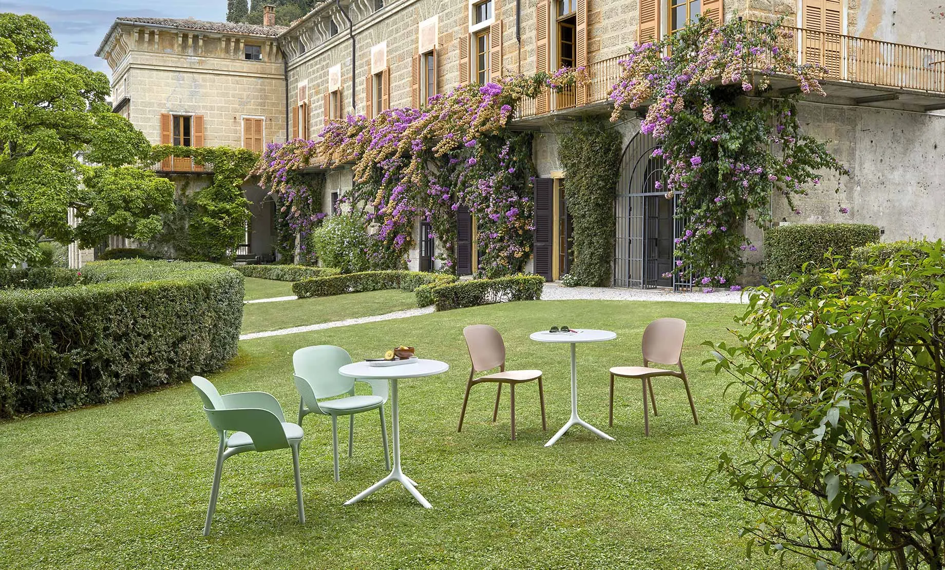 Tavolo da giardino Tripè | SCAB - immagine 3