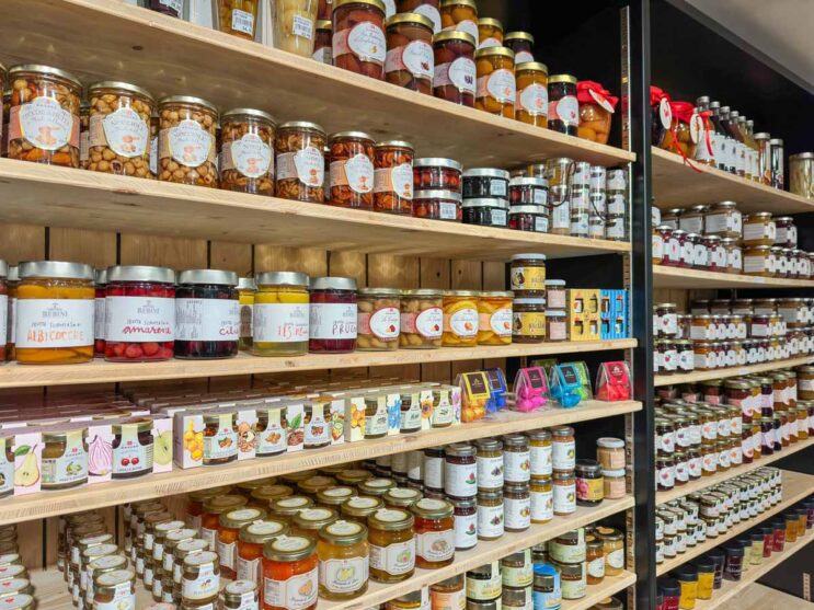 food-prodotti alimentari di qualità-idee regalo-reparto-quaiato_5379
