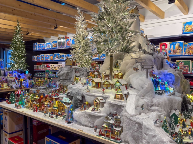natale a verona-christmas store-alberi di natale-luci di natale-presepe-addobbi natalizi-decorazioni natalizie-villaggi lemax-quaiato.jpg_5485