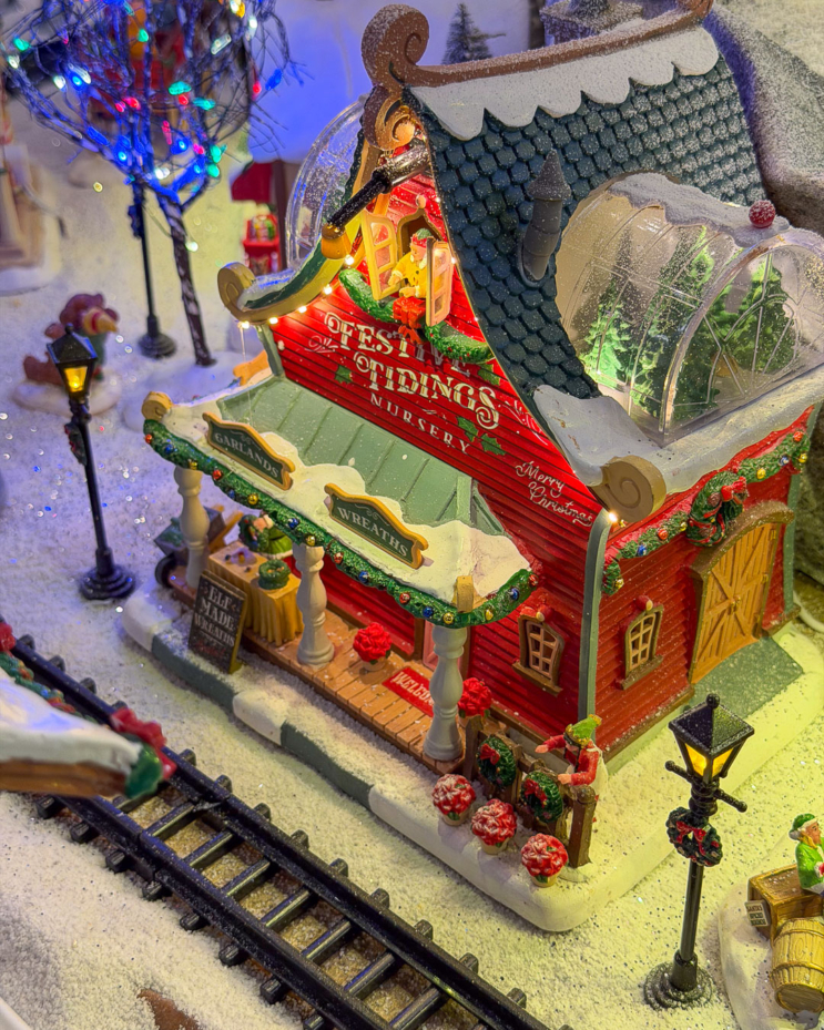 natale a verona-christmas store-alberi di natale-luci di natale-presepe-addobbi natalizi-decorazioni natalizie-villaggi lemax-quaiato_5608