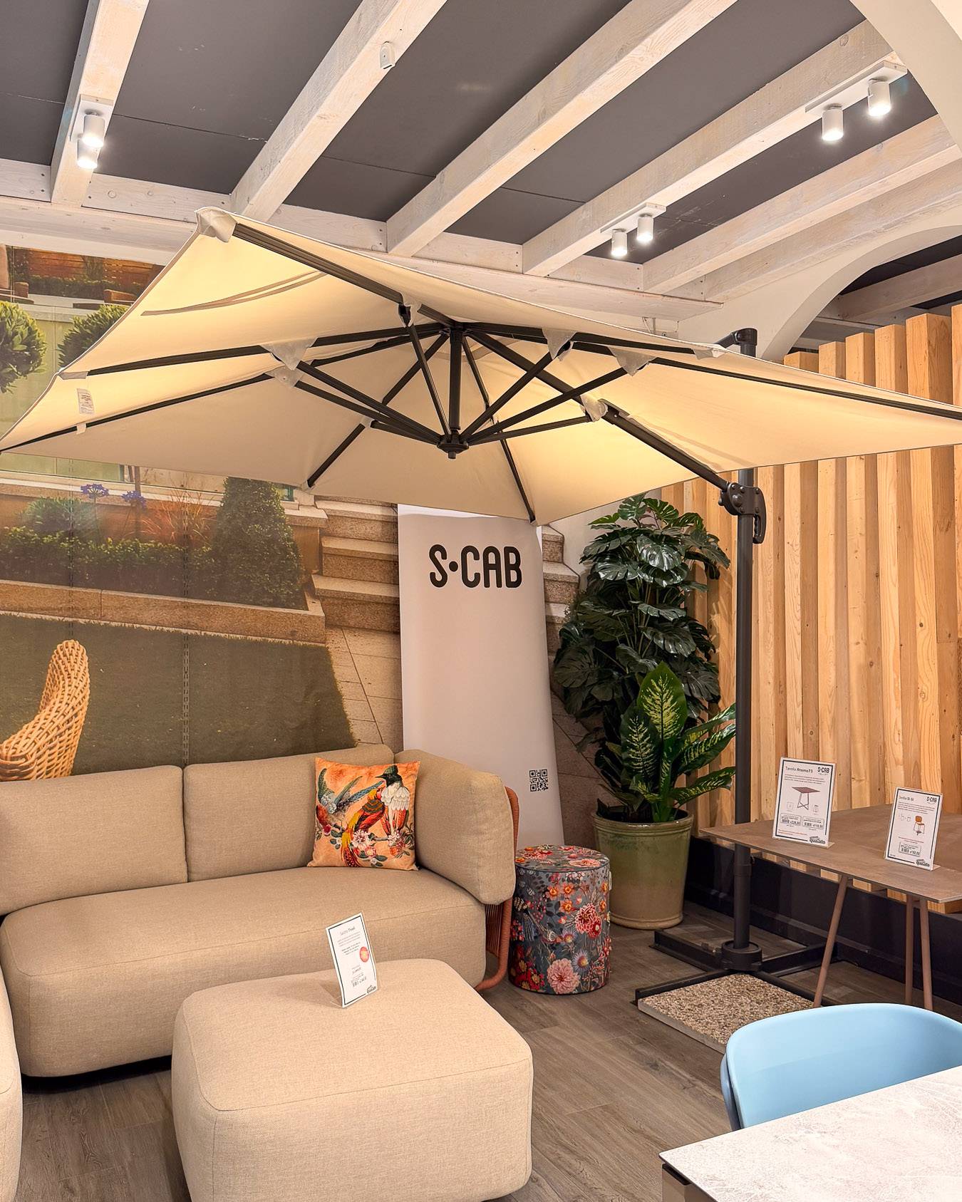 Ombrellone a palo laterale Mini Vicenza 250x250 - immagine 2